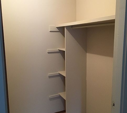 5th image of 5301 46th Ave #204
