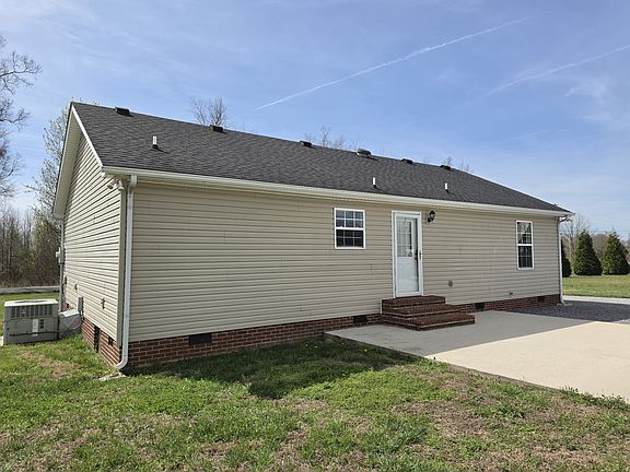 4th image of 3050 Gnat Hill Rd