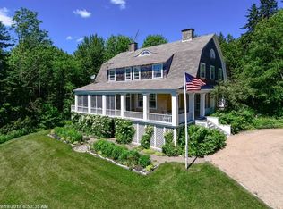 7 Harding Ln, Sargentville, ME 04673