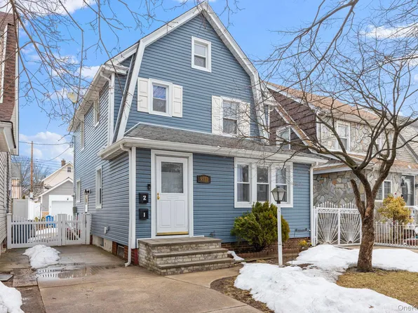 93-31 215th Street, Queens Village, NY 11428