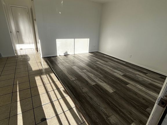 2nd image of 525 W Pacific St #11513907
