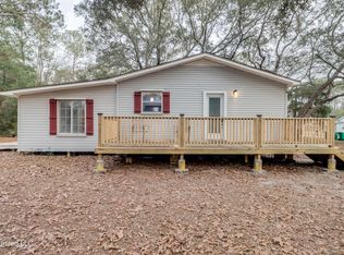 628 Plum St, Ocean Springs, MS 39564