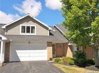 25 Foxborough Ln, Rochester, NY 14618