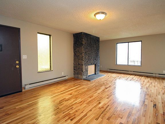 4th image of 3509-3513 SE 72nd Ave #3509