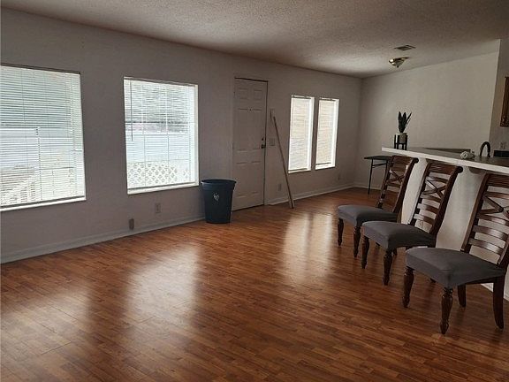 4th image of 2075 S Montana Cir