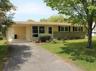 120 Wonderland Dr, Kingsport, TN 37660