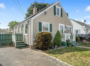 125 Olympia Ave, Pawtucket, RI 02861