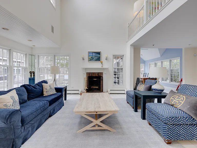 35 Green Hollow Rd — Photo 6