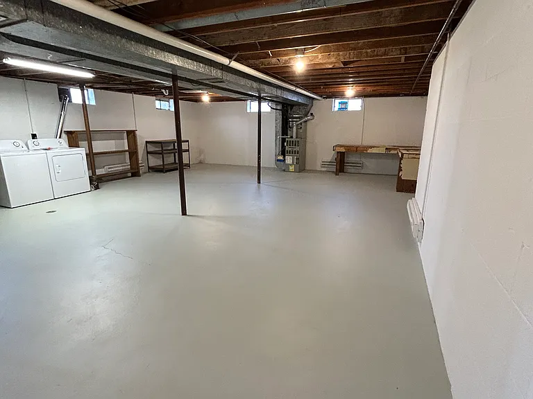60 Jennings Rd — Photo 17