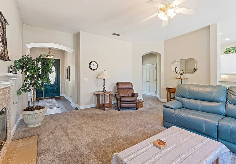 1121 Galston Dr #SIDE RENTAL — Photo 3