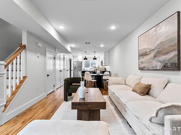 2nd image of 22 a Merritt Avenue