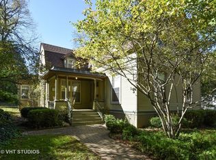 404 S 1st St, Dundee, IL 60118