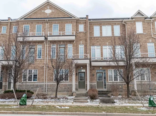 7248 Triumph Ln, Mississauga, ON L5N 0C5