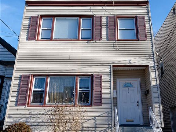 5th image of 212 Belvidere Ave Floor 2