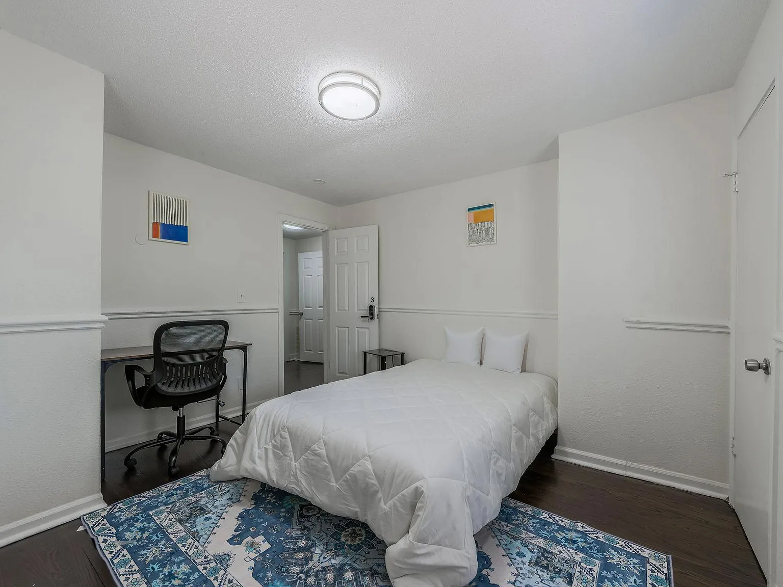 4 bed, 3.5 bath, 3410 sqft, $663 — Photo 1