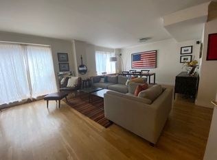 414 W 54th St APT 1B, New York, NY 10019