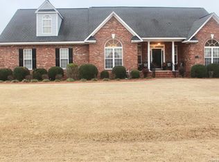 1230 Colts Pride Dr, Fayetteville, NC 28312