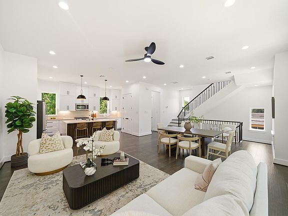 2nd image of 5024 Winnetka St #D