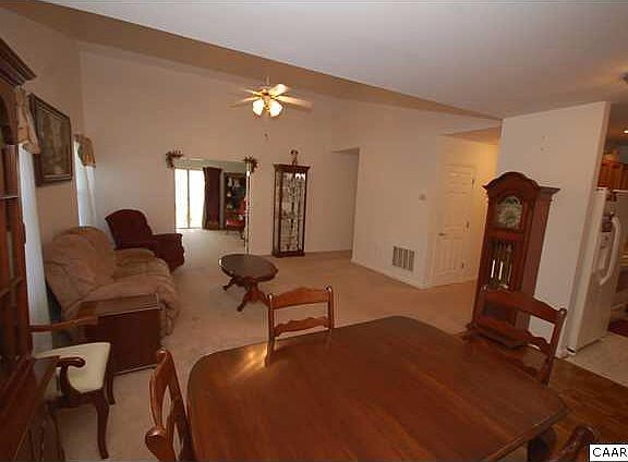 5th image of 39 Hilltop Ct
