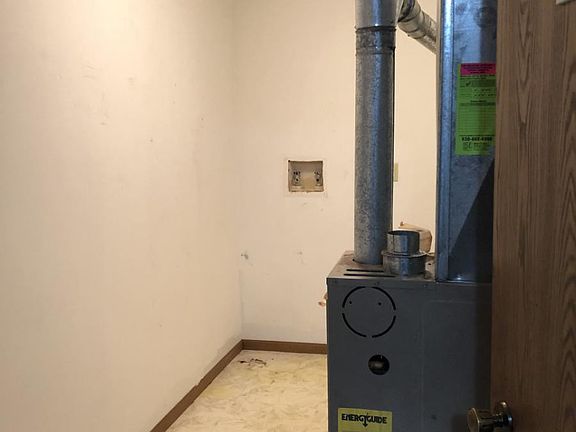 4th image of 119 Monroe St APT 2