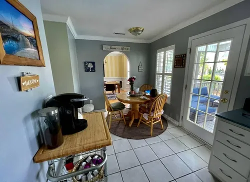 1633 Ocean Neighbors Blvd Photo 1