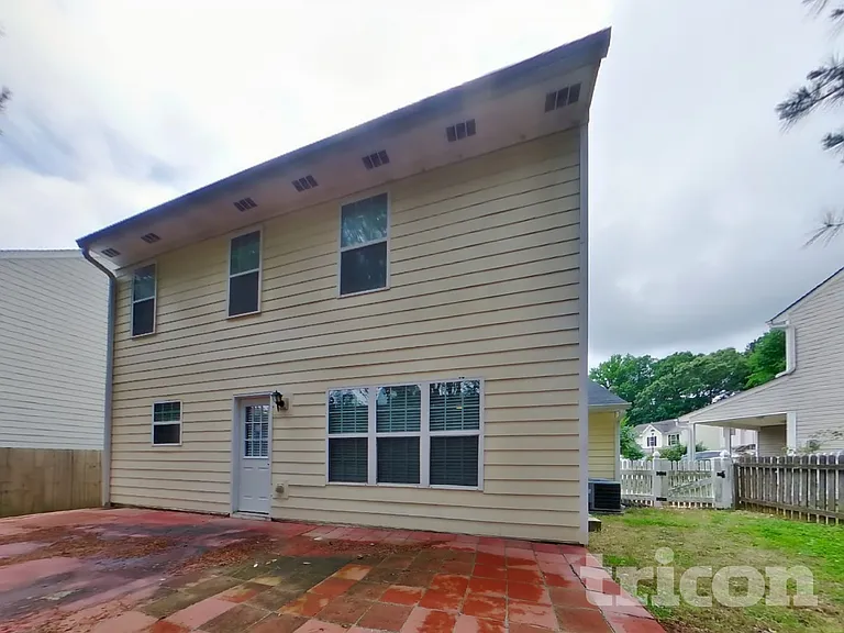 47 Rosemont Ct — Photo 15