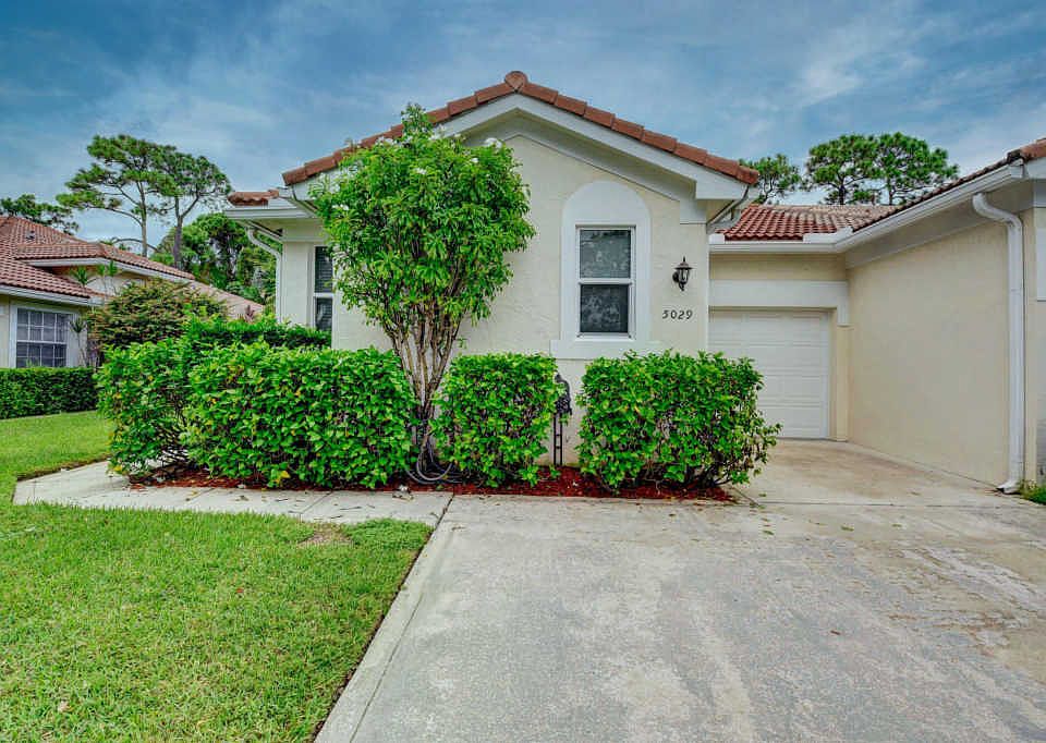 1st image of 5029 S La Sedona Cir