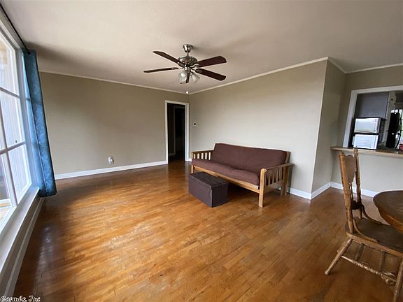5th image of 4706 1/2 Massie St