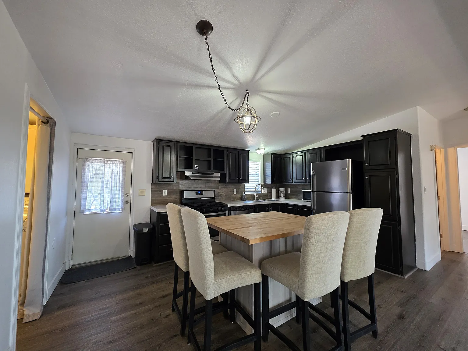 8028 Well Road - 1 — Photo 3