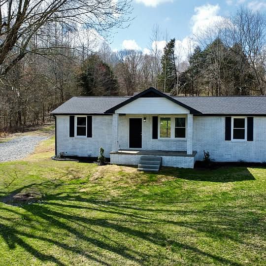 1st image of 1077 Les Brown Rd