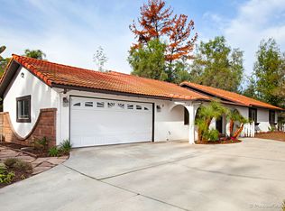 712 W Winterhaven Rd, Fallbrook, CA 92028