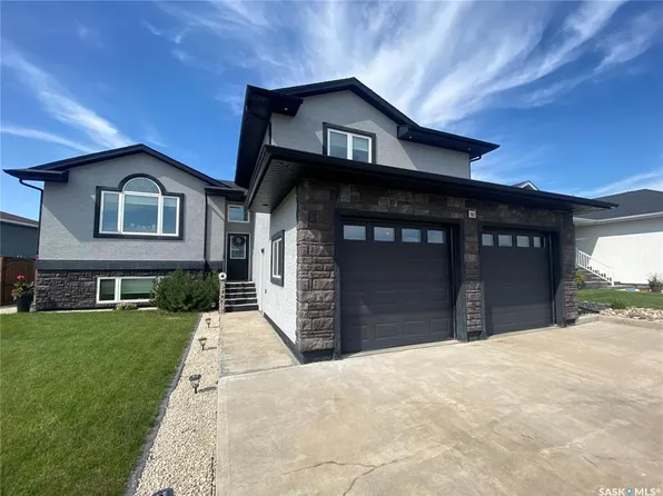 74 Madge WAY, Yorkton, SK S3N 0X2
