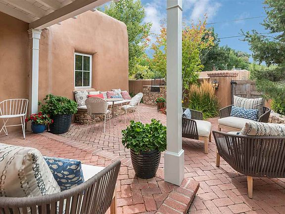 4th image of 620A Martinez Ln