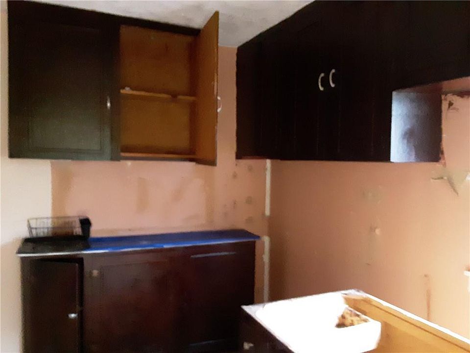 2nd image of 7 Diamond Back Rd