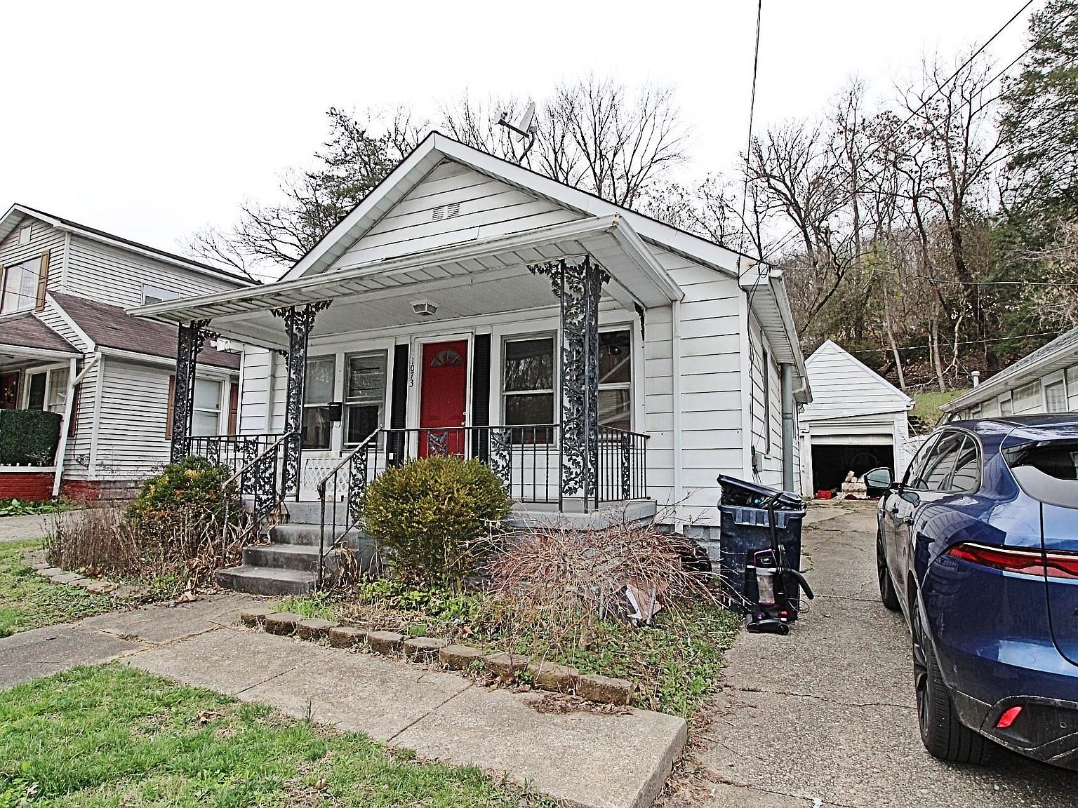 1073 29th St, Ashland, KY 41101 Zillow
