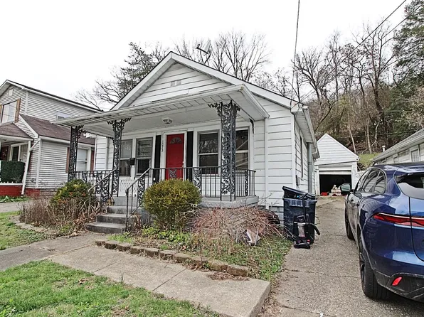 1073 29th St, Ashland, KY 41101