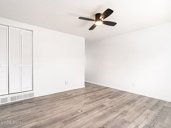 5th image of 11806 Mondamon Dr