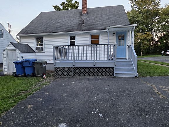 2nd image of 30 Coolidge St
