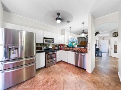 3869 NW 92nd Ave, Sunrise, FL, 33351