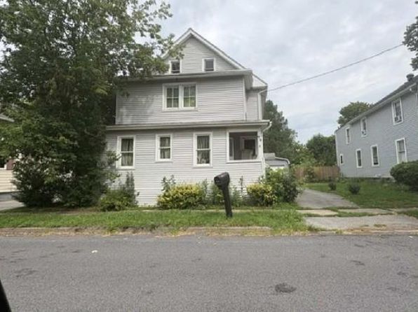99 Merrick Ave
