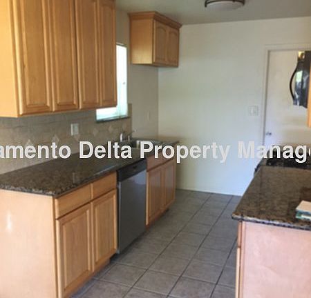 5th image of 6104 Jack London Cir