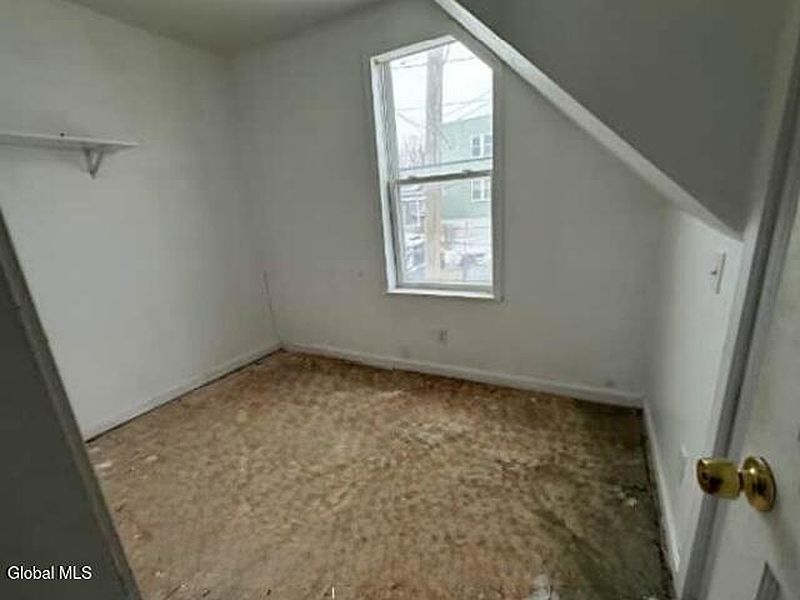 3rd image of 111 Johnston Avenue