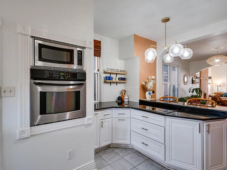 3707 N Franklin St — Photo 10