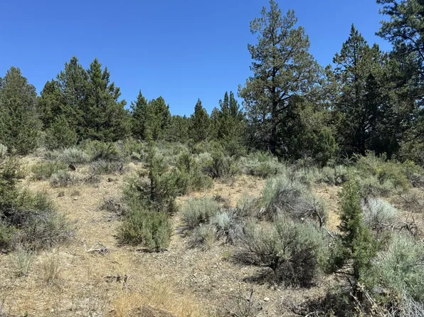 Skamania St, Chiloquin, OR 97624