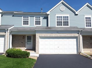 953 Old Oak Cir, Algonquin, IL