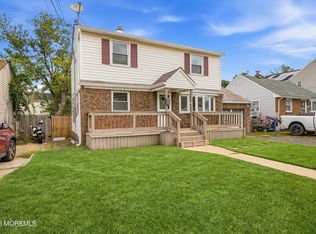 25 Collins Avenue, Port Monmouth, NJ 07758