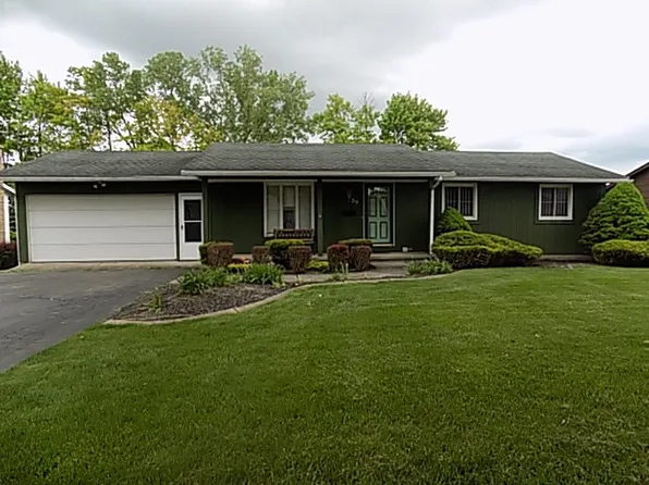 29 Bramblewood Ln W, Rochester, NY 14624