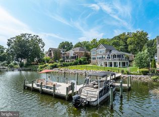 101 Poplar Ln, Occoquan, VA 22125