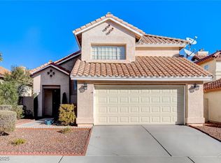 9636 Swan Bay Dr, Las Vegas, NV 89117