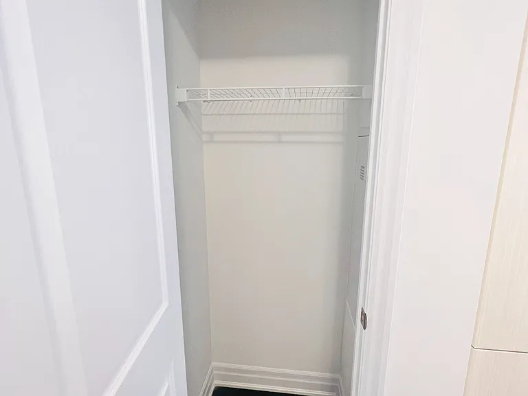 36 Elm Dr W #3002 — Photo 8